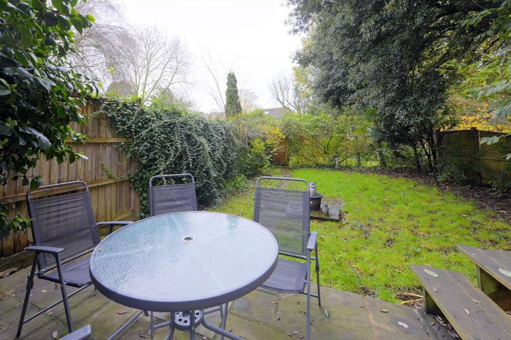 Harry'S House Apartment Watford  Luaran gambar