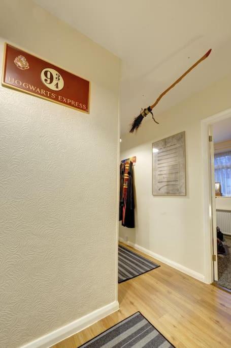 Harry'S House Apartment Watford  Luaran gambar