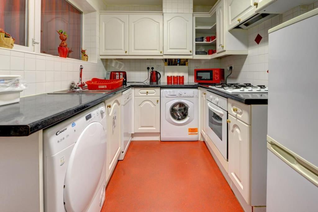 Harry'S House Apartment Watford  Luaran gambar